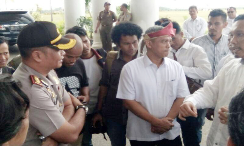 DPRD Kepri Lamban, Masyarakat Berang Kursi Wagub Kosong