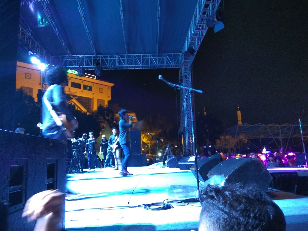 Grub Band D’masiv Pukau Warga Batam