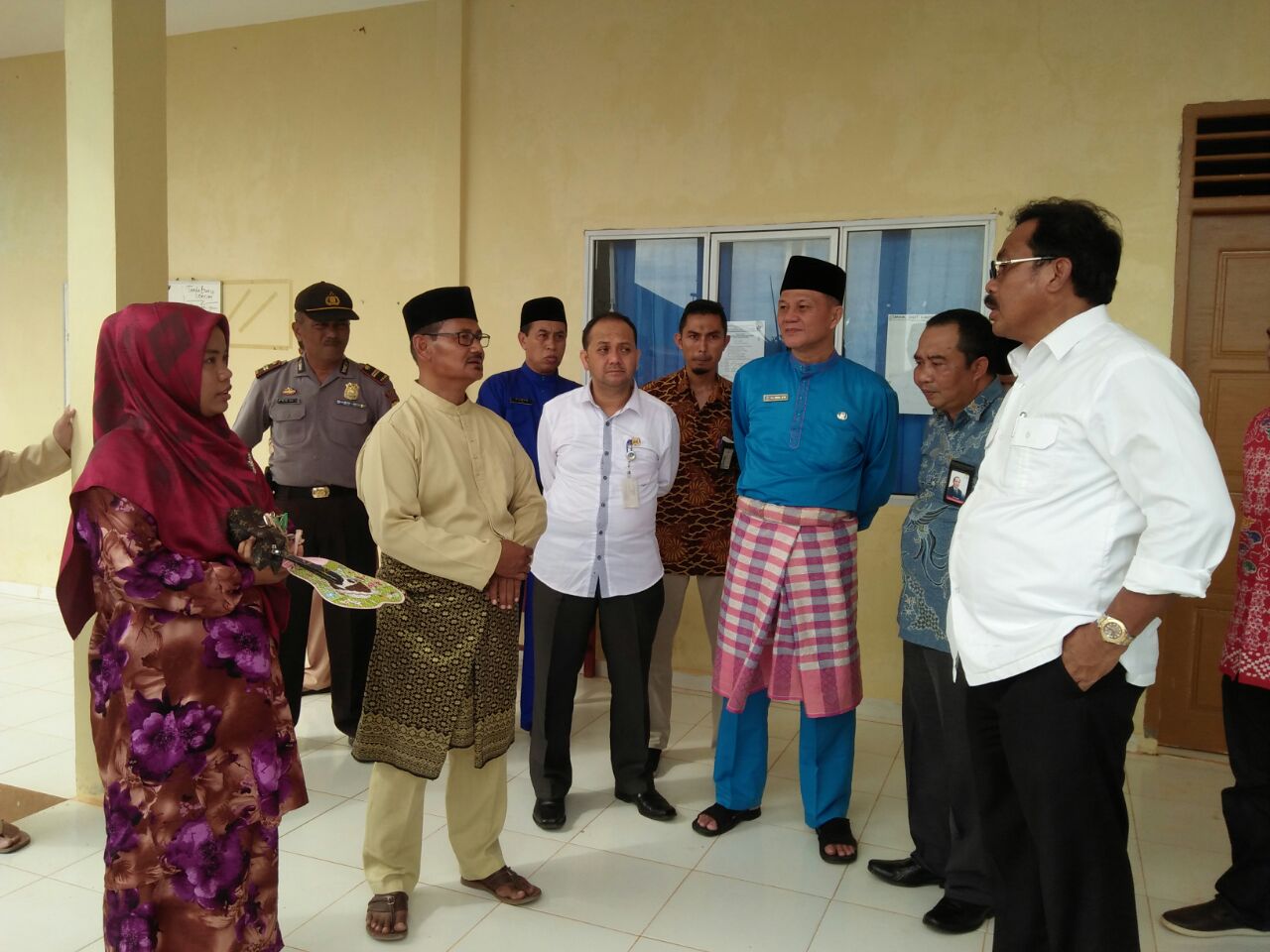 Gubernur Kepri Tinjau SMAN 2 Binsir