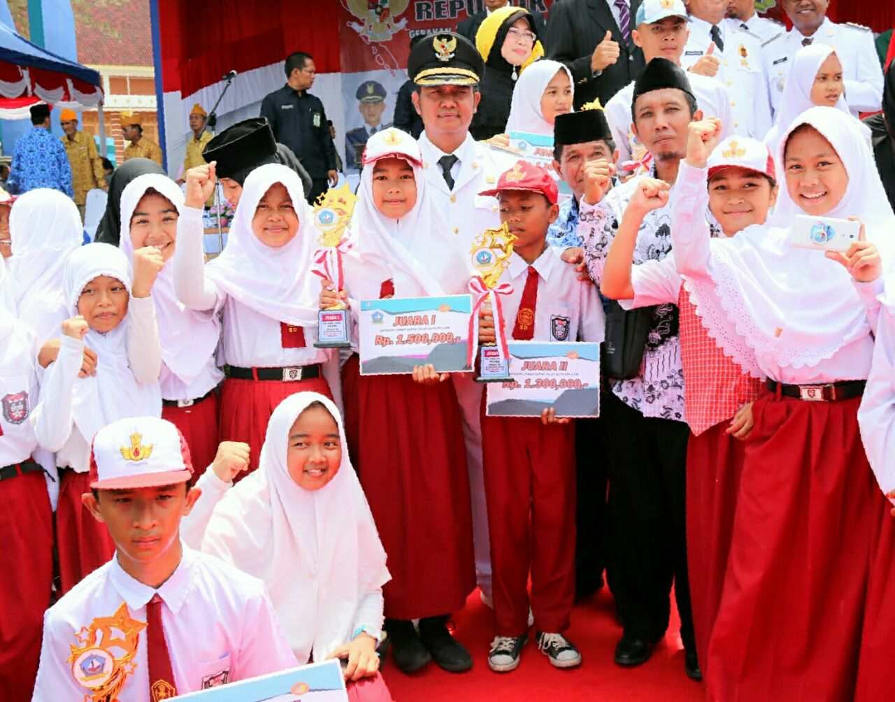 Besok Bupati Bintan Kunjungi Sekaligus Serahkan Seragam Sekolah