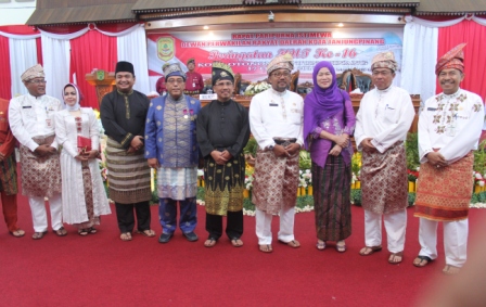 DPRD Paripurnakan HUT Kota Otonom ke 16