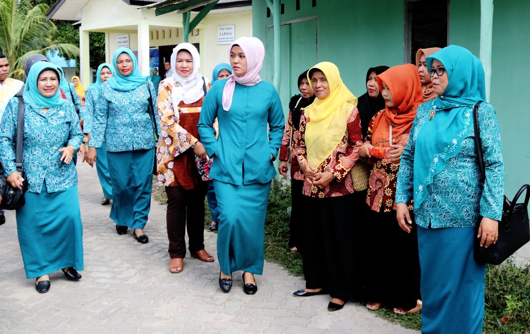 Deby Meminta Tim Pengerak PKK Aktifkan Gerakan Desa Wisma