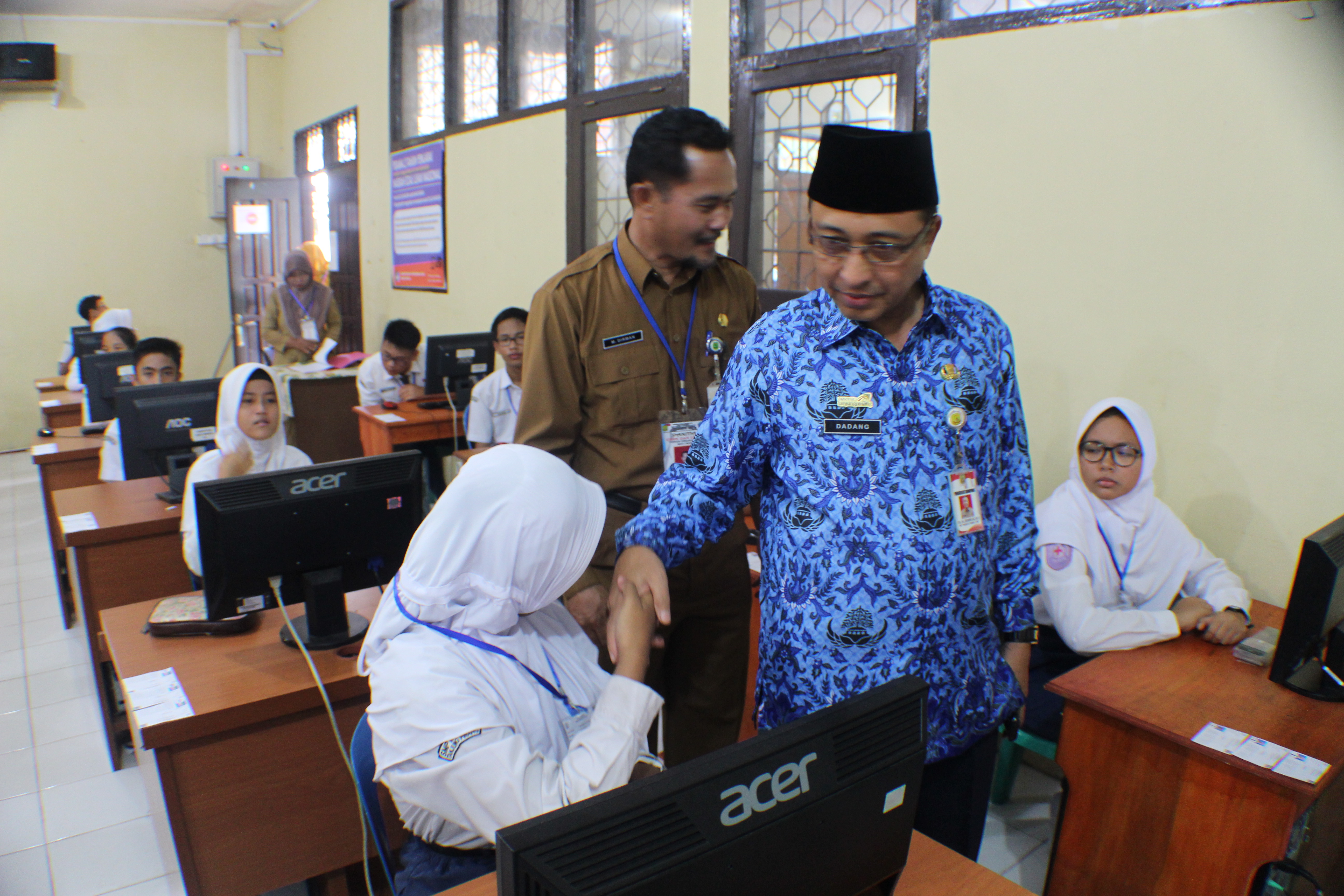 Pejabat Walikota dan Kadisdik Kunjungi Sekolah SMP Sekota Tanjungpinang
