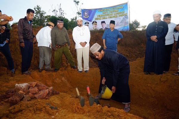 Gebernur Letakan Batu Pertama Bangunan RS Bhayangkara