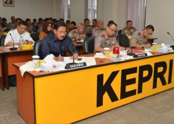 Gubernur Kepri Setujui Standar bantuan Sosial Dari Kementerian