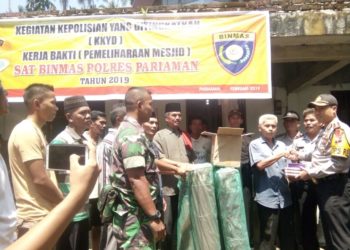 Polres Pariaman Bersihkan Masjid Nurul Hidayah