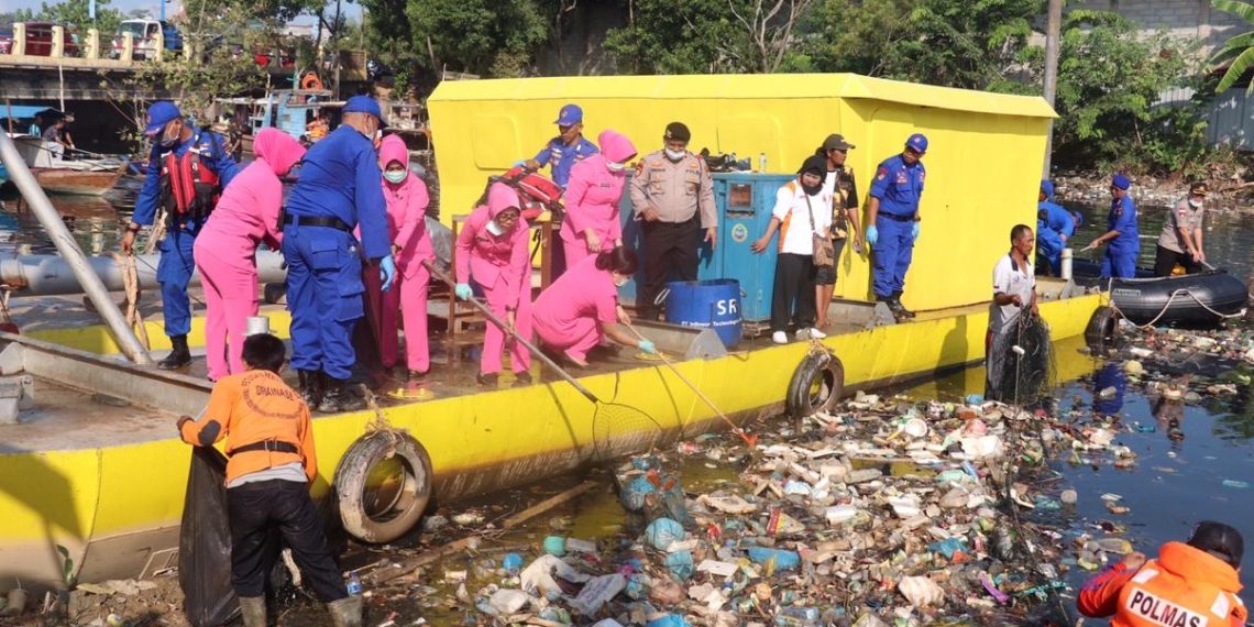 Kapolda Kepri Pimpin Apel HPSN 2019 di Bengkong Laut