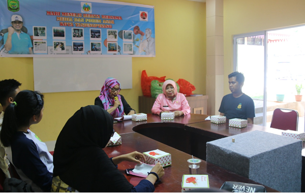 Forum Anak Tanjungpinang Tingkat Kemampuan Menulis Dengan Mengenal Bahasa Jurnalistik