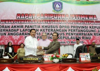 DPRD Paripurnakan LKPJ Gubernur Kepri 2018