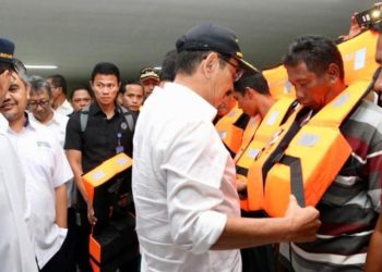 Menteri Perhubungan Kunjungi Pelabuhan Batu Ampar Batam