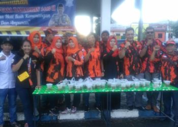 PAC Pemuda Pancasila Tanjungpinang Timur Ikut Andel bagikan Takjil