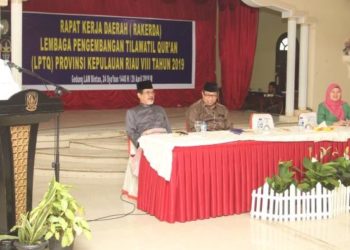 Nurdin Buka Rakerda LPTQ Provinsi Kepri Ke-8