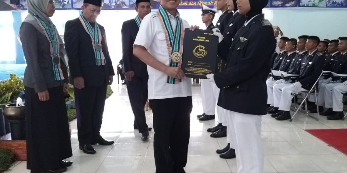 SUPM Negeri Pariaman wisuda144 siswanya