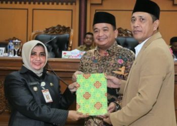 DPRD Tanjungpinang Paripurnakan Penyampaian Tujuh Ranperda Tahun 2019
