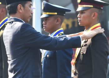 Lantik Perwira TNI-Polri, Presiden Jokowi: Prajurit Harus Ikuti Perkembangan Zaman