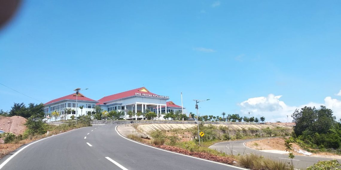 Dugaan Temuan Kebocoran Uang 3,4 M. di Sekretariat DPRD Kepri. PR Lagi untuk KPK.