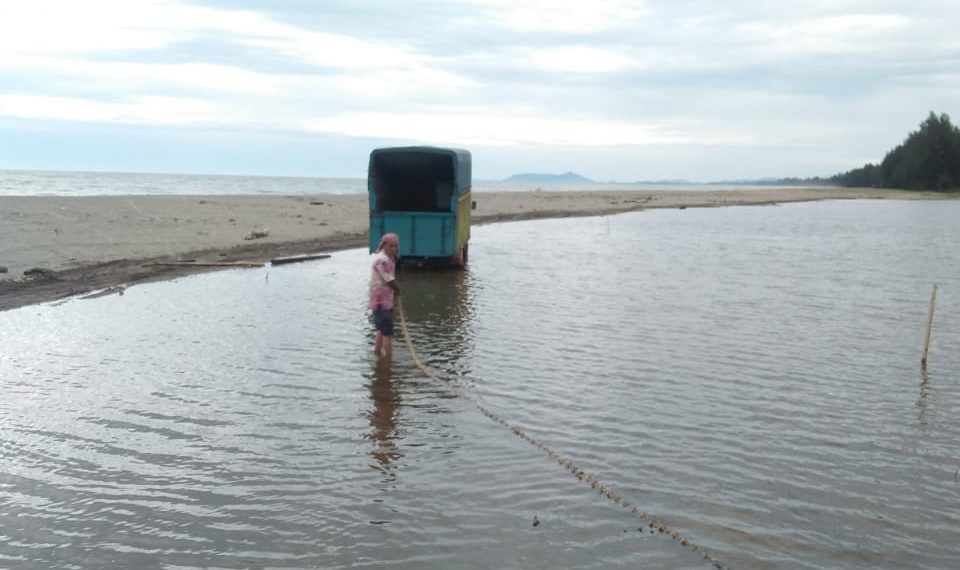 Niniak Mamak Nagari Sasak, Meminta Pemerintah Membangun Jembatan Nagari Maligi.
