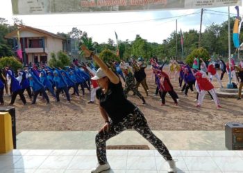 Wakil Bupati Lingga Ramaikan Lomba Senam Tingkat Kecamatan