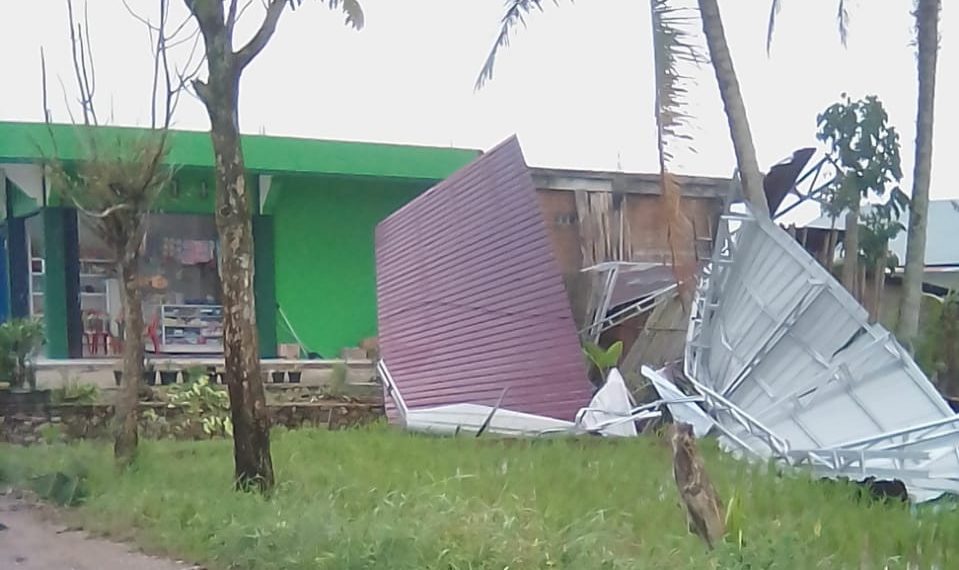 Puluhan Rumah Warga di Solok Selatan Rusak Berat Dihantam Agin Kencang