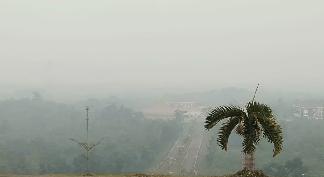 Sumbar Dilanda Kabut Asap Tebal Diperkirakan Kiriman Dari Riau Dan Jambi