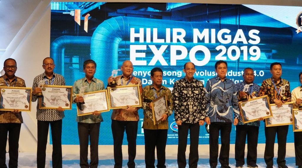 Bupati Natuna Kembali Raih Penghargaan Dari BPH Migas