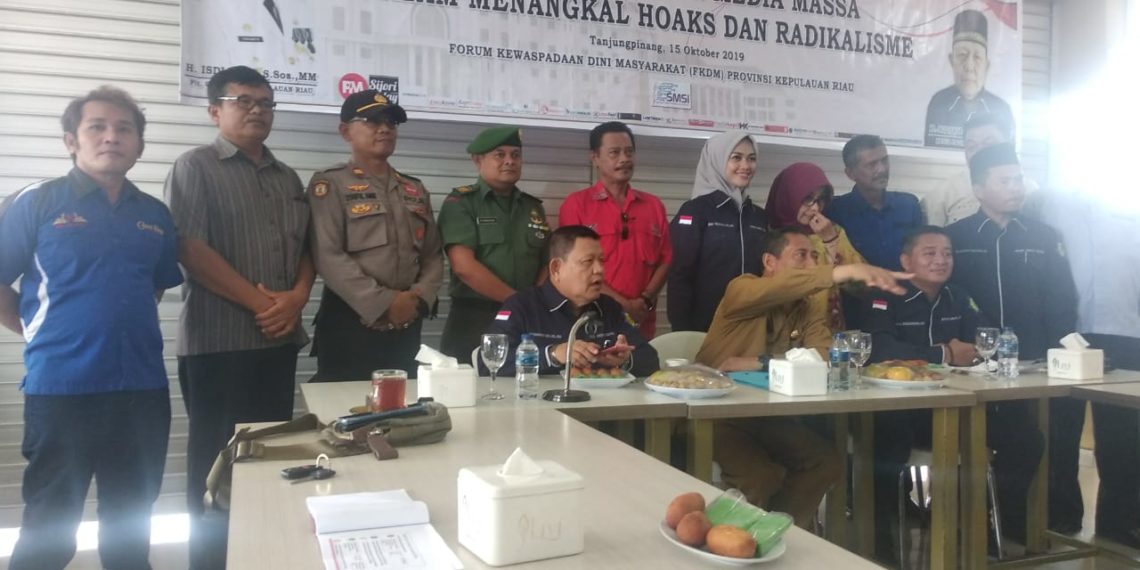 FKDM Kepri Gelar Acara Menangkal Hoaks Dan Radikalisme Dengan Para Awak Media.