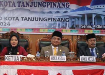 Paripurna Pengucapan Sumpah dan Janji Pimpinan DPRD Kota Tanjungpinang Priode 2019-2024