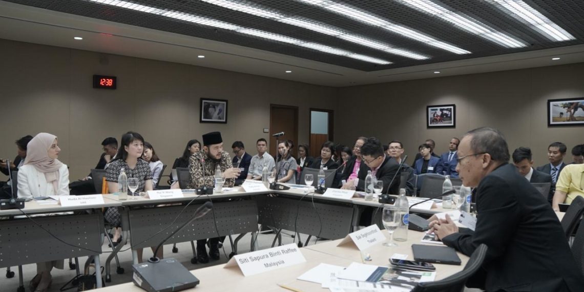 Walikota Padangpanjang Fadly Amran Tampil Jadi Pembicara di Bangkok