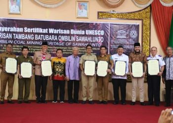 Walikota Padang Panjang Terima Sertifikat Warisan Dunia Kelima Dari UNESCO