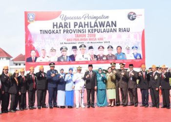 Gubernur Kepri Laksanakan Upacara Hari Pahlawan ke 74.