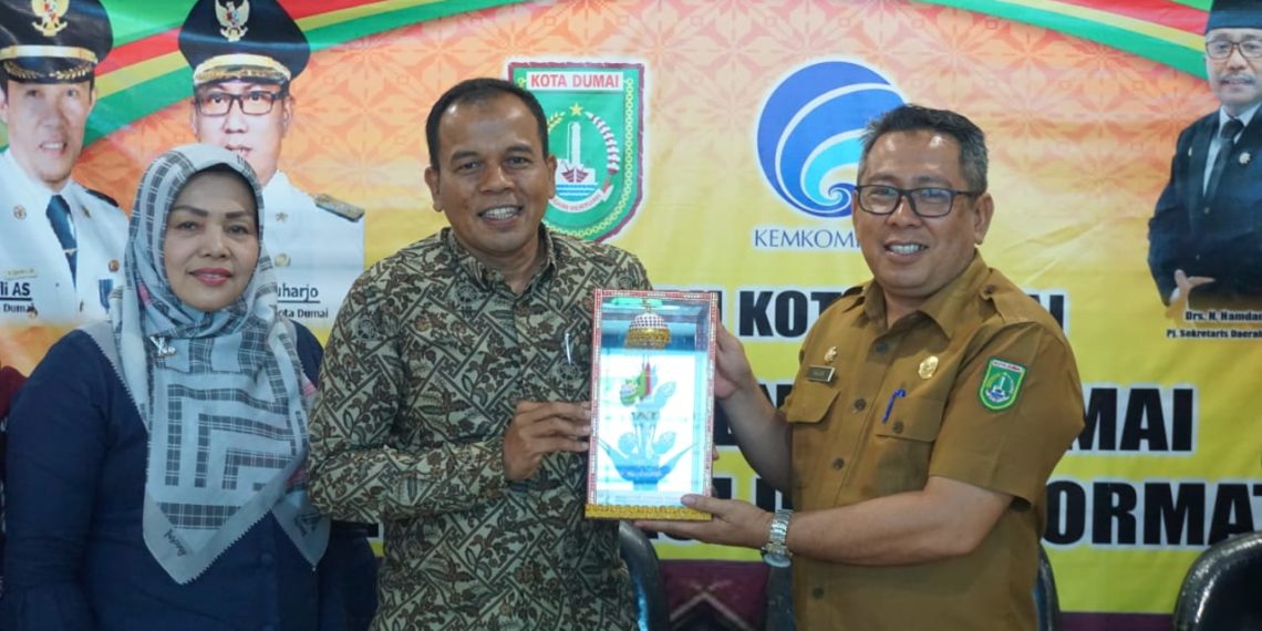 Diskominfo Pariamam Kunker Komparatif ke Diskominfo Kota Dumai