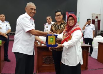 Wabup dan DPRD Natuna Kunker ke- Pemvrop Kalbar Terkait Wanita Dipekerjakan Disalah Satu Kafe di Natuna.