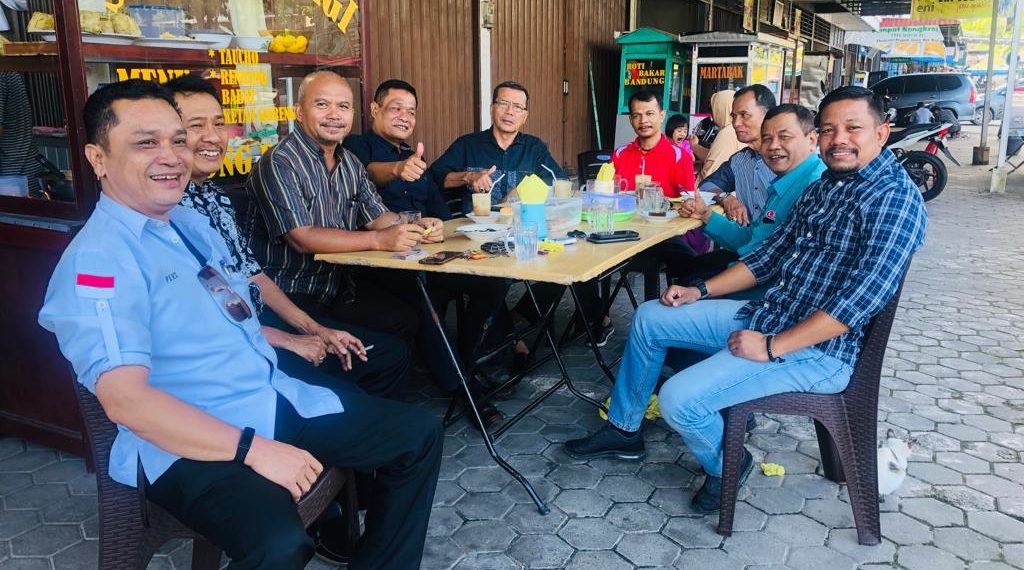 Pembina Bersama Ketua Gempar Ngopi Bareng Dengan Fungsionaris PKDP Tanjungpinang