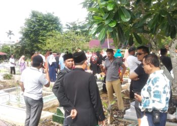 Keluarga Besar Gempar dan PKDP Tanjungpinang Melayat Kerumah Duka Almarhum Siwis