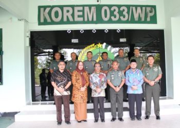 Ketua Beserta Rombongan DPRD Kepri Kunjungi Korem 033 WP