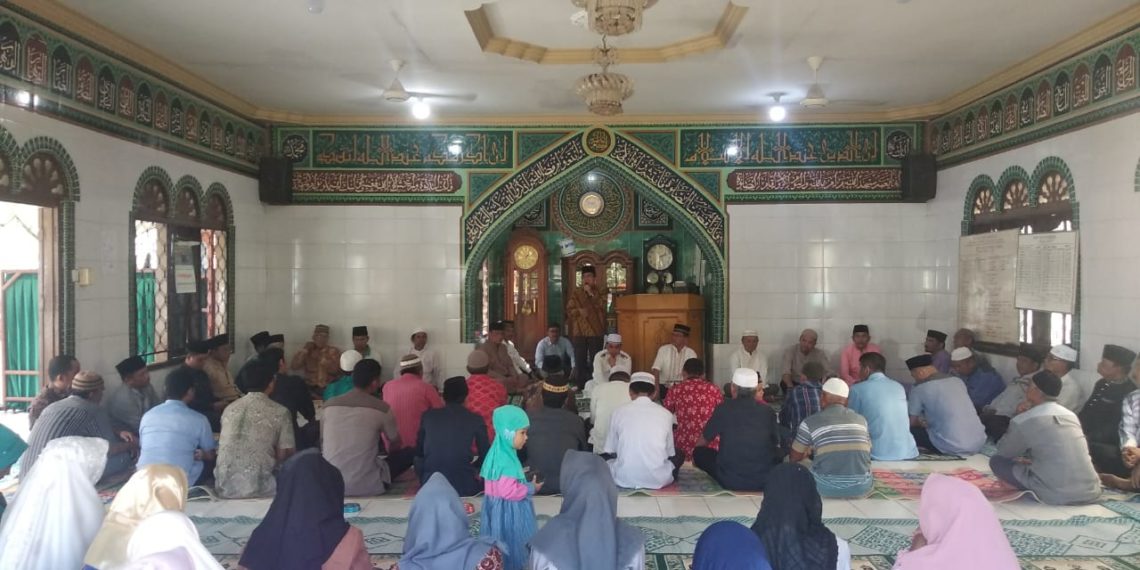 Ratusan Warga Limko Tanjungpinang Disurau Muhajirin Peringati Maulid Nabi Muhamd SAW 1441 H.