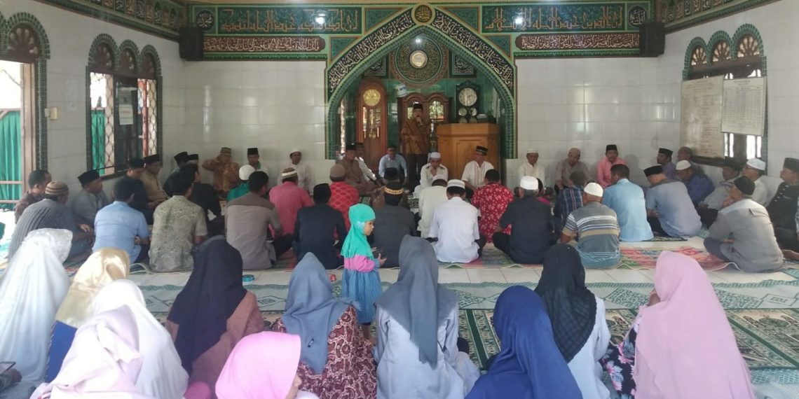 Ratusan Warga Pariaman Meperingati Maulid Nabi Muhammad SAW yang Digelar PKDP