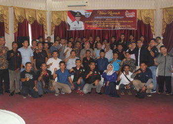 Bupati Pasbar Ajak Insan PERS Bangun Nagari