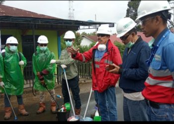 Antisipasi Penyebaran Covid-19, PT Supreme Energy Solsel Semprot fasum