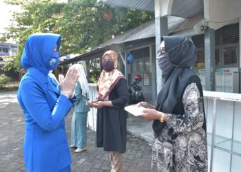 Korcab IV DJA,1, Bagikan Sembako Kepada Warakawuri Dilingkunnya