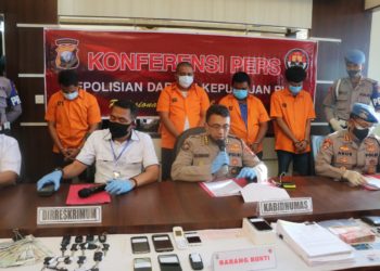 Sendikat Penipuan dan Penggelapan Puluhan Unit Mobil Diringkus Jajaran Polda Kepri