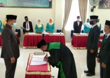 Tiga Orang PJ. Walinagari Dilantik Sebagai Petugas Antisivasi Penyebaran Covid 19