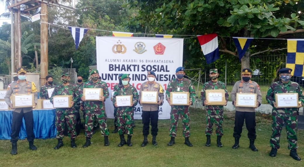 Peduli Covid-19, Alumni Akabri 96 Bharata Sena Salurkan Ratusan Paket Sembako