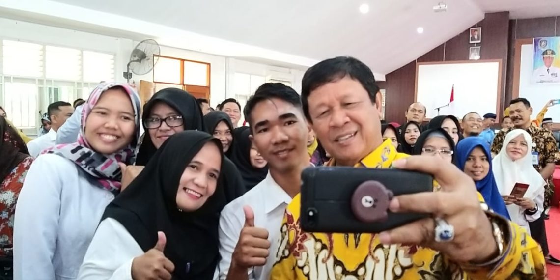 Guru Honor Kepri Dapat THR dan Naik Gaji