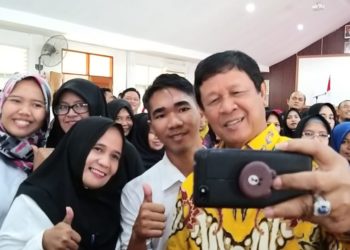 Guru Honor Kepri Dapat THR dan Naik Gaji