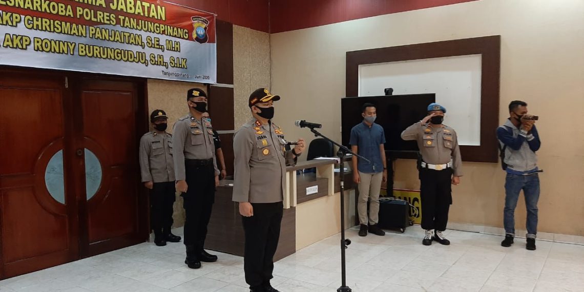 Polres Tanjungpinang Gelar Upacara Penyerahan Tugas Kasat Res Narkoba