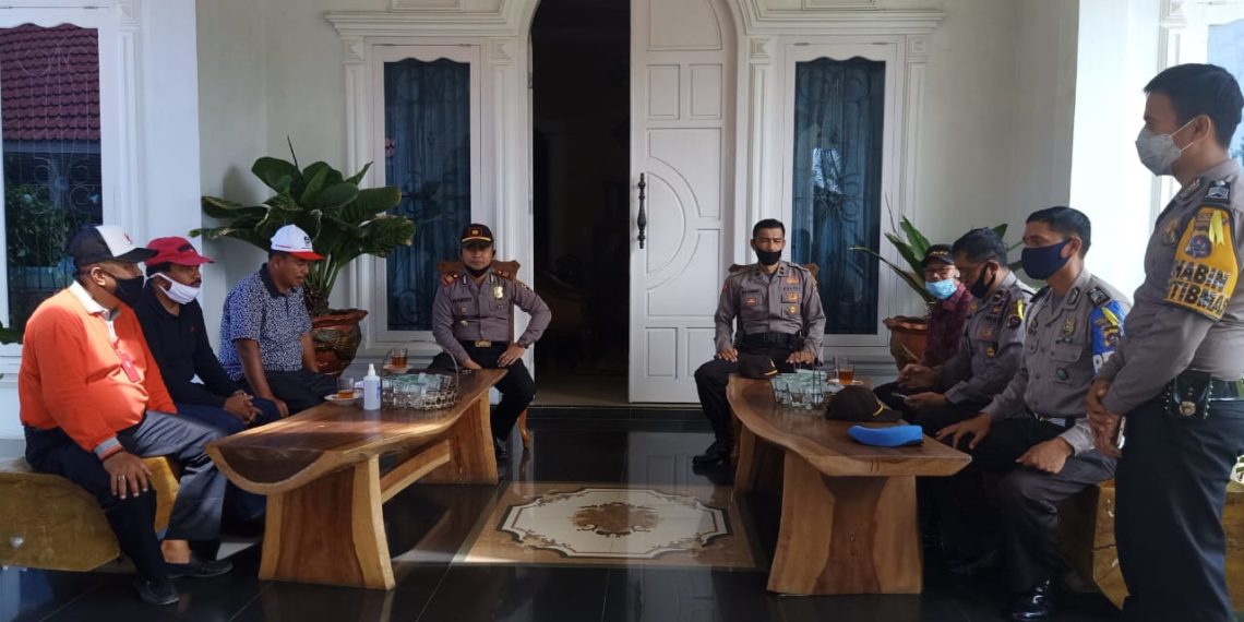 Walinagari Sungai Rumbai Bersilaturahmi Dengan Kapolsek Yang Baru