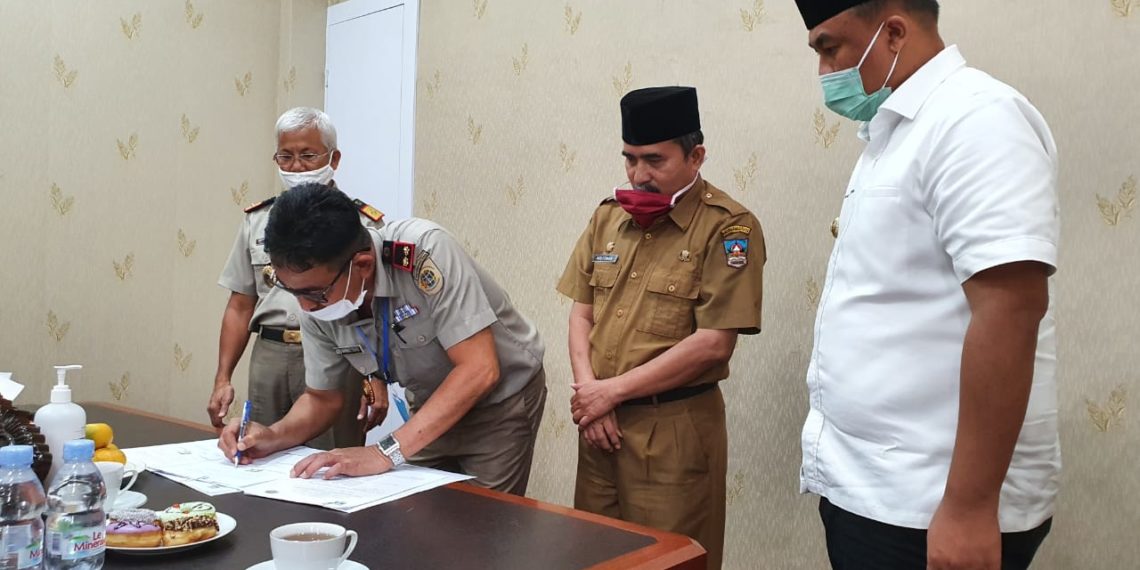 Bupati dan BPN Dhamasraya Tandatangani Surat Kesepakatan Kerjasama