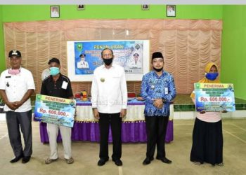 BLT-DD Tahap II Cair, Bupati Natuna : Warga Harus Banyak Berdo’a