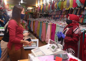 Jelang New Normal, Rahma Lansung Sidak ke Pasar Masyarakat Diimbau Patuhi Perwako